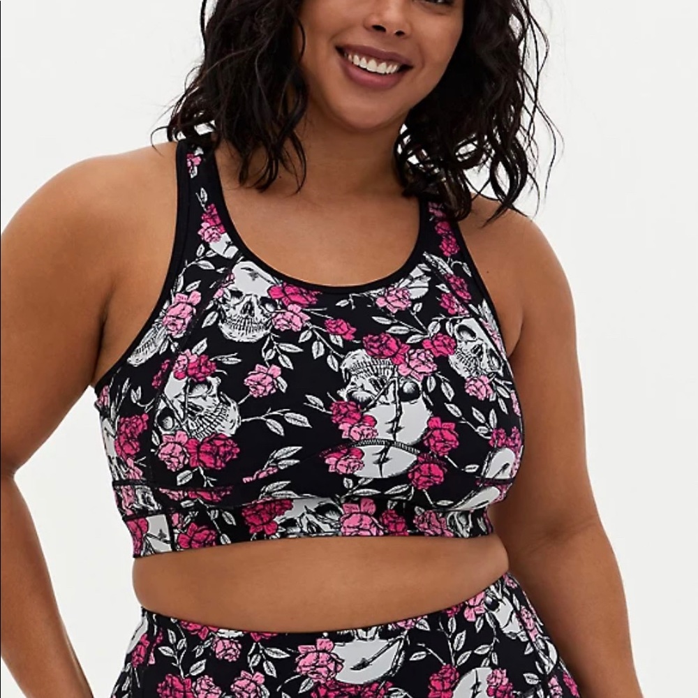 TORRID BLACK FLORAL SKULL WICKING SPORTS BRA
